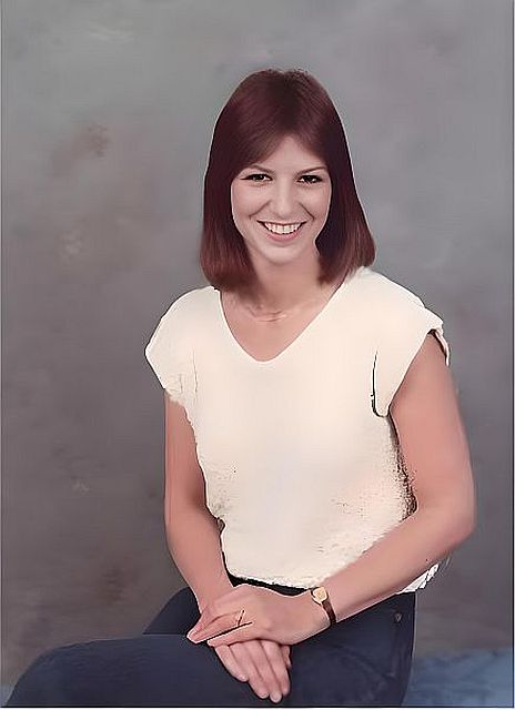 Photos of Carla Sue Frieberg, AKA Carla Kelsey, AKA Carla Cloud