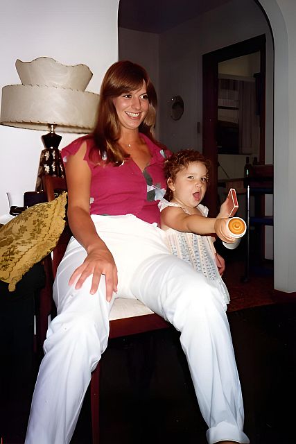 Photos of Carla Sue Frieberg, AKA Carla Kelsey, AKA Carla Cloud